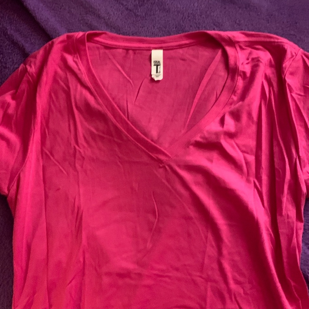 Women’s Ideal T V-neck Tee